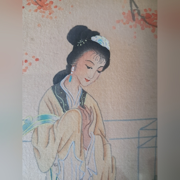 Antique Original Chinese Iridescent Hand Painted Geisha Art Piece on Silk #2 - Picture 8 of 11